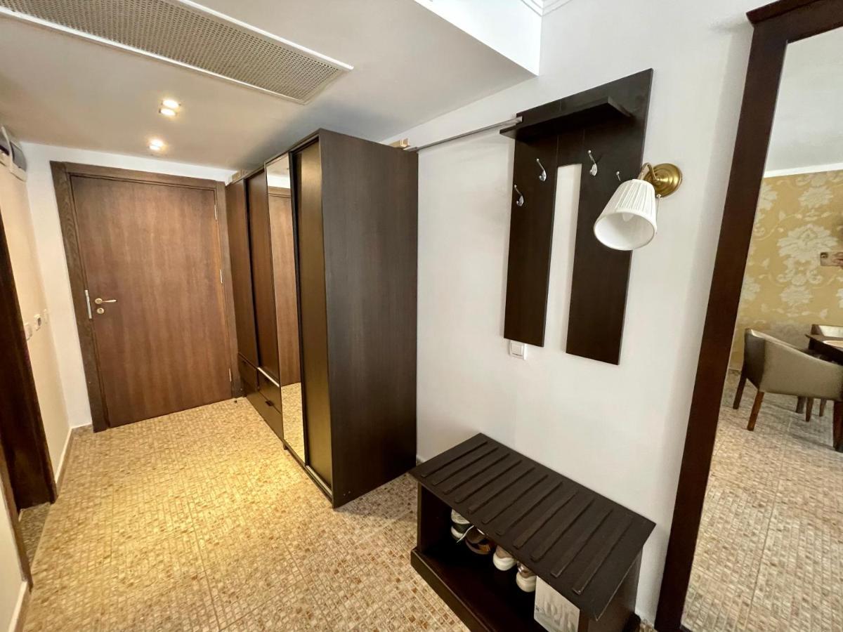 Royal Beach Apartments - 5M To Pool, 100M To Beach Солнечный берег Экстерьер фото